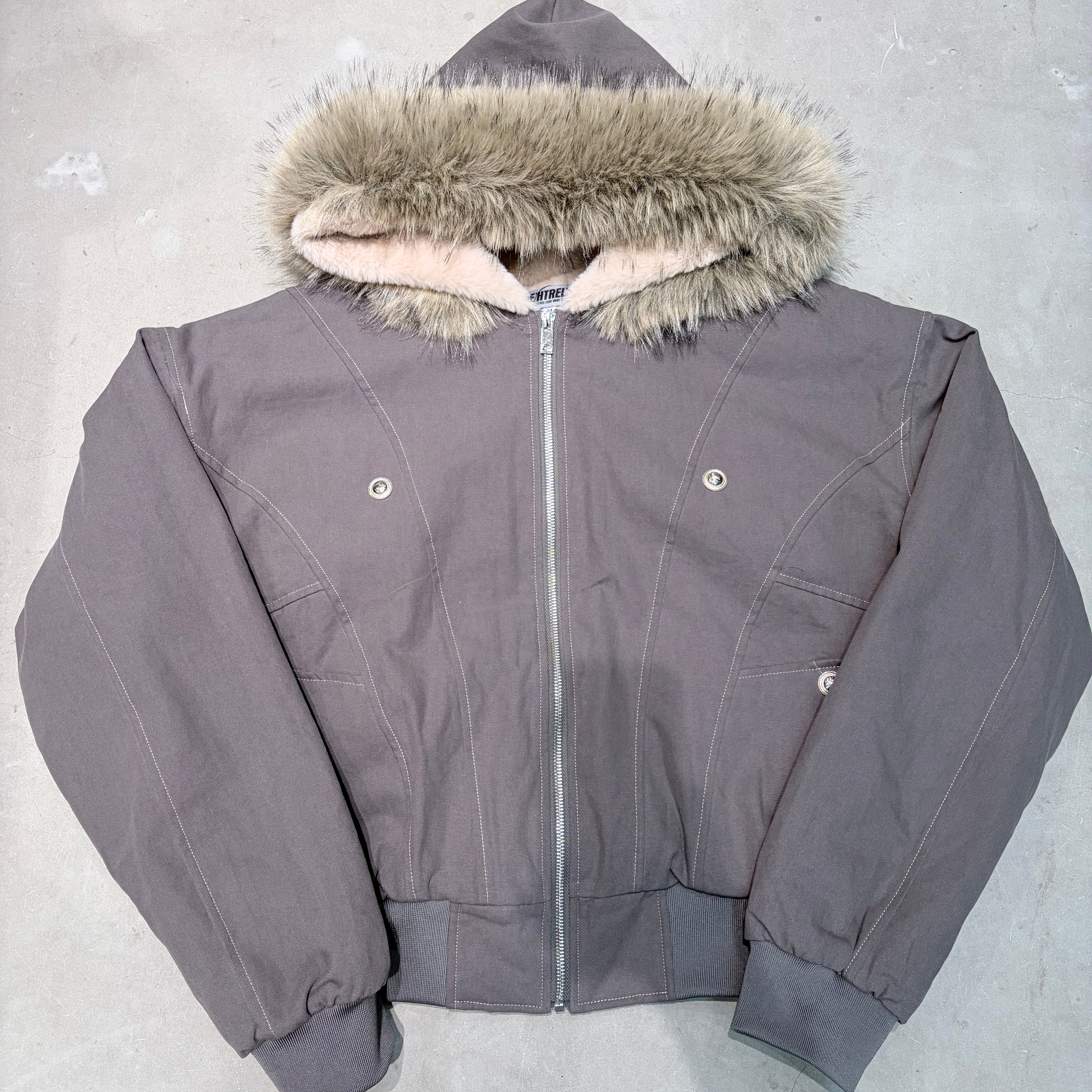 ファー付きフードボンバージャケット